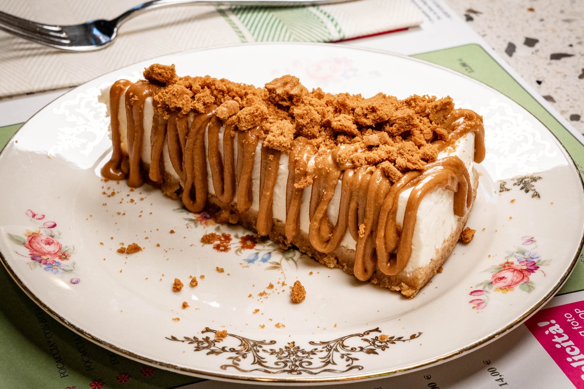 Glory Pop reinventa la pizza con una fetta di felicità vintage anni ‘80-’90